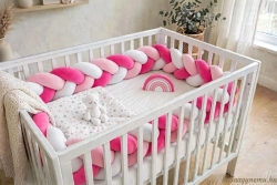 Pink-fehér-rózsaszín Plüss Fonott Rácsvédő képe